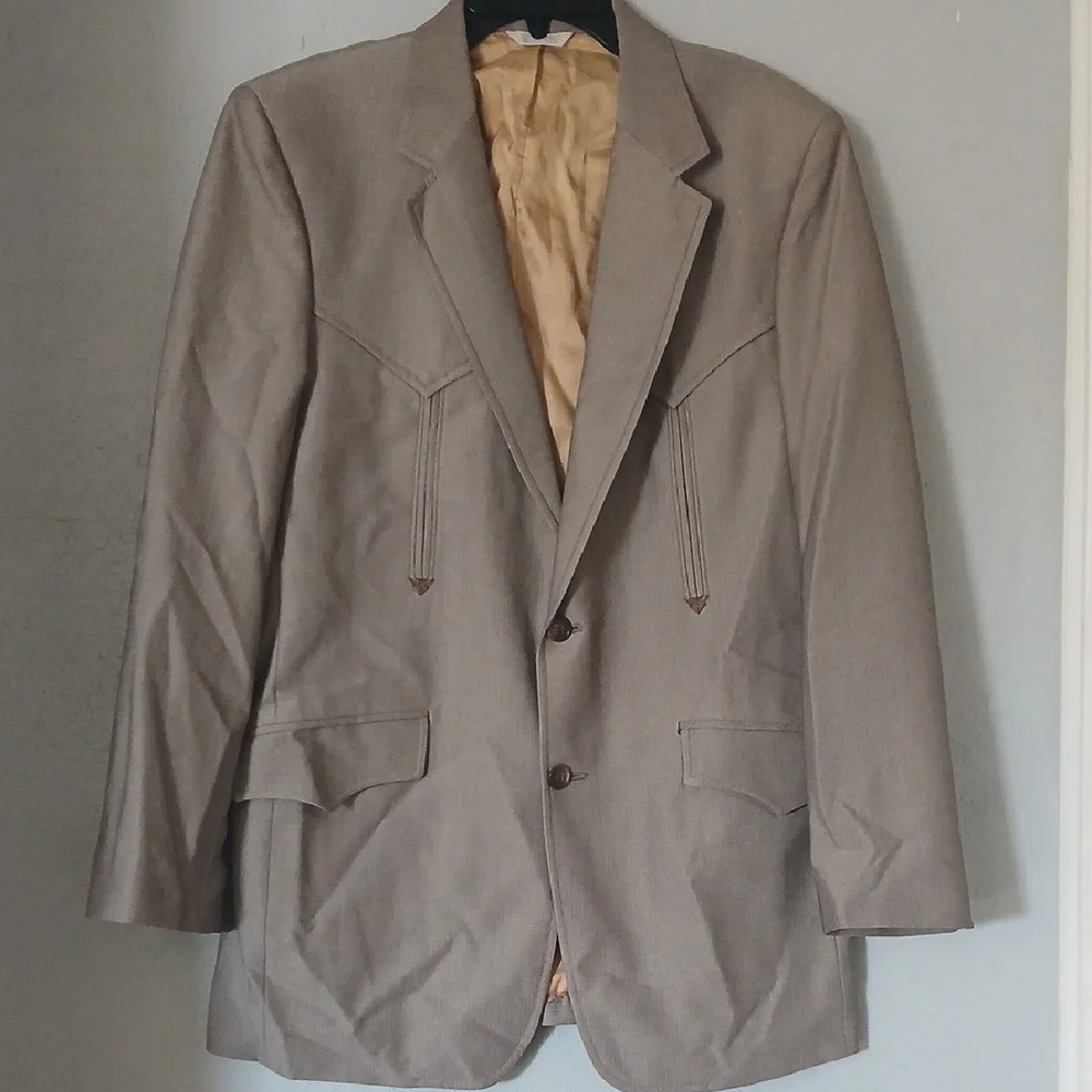 Elegant Men's Brown Blazer